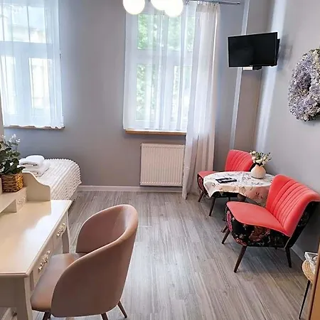فندق مبيت وإفطار Scandia 3*