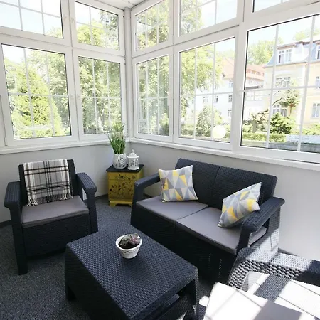 Scandia فندق مبيت وإفطار دوشنيكي زدروي